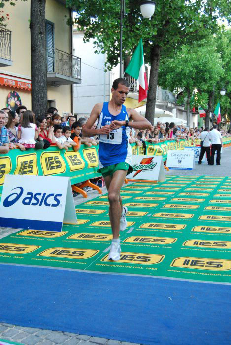 El Barhoumi Taoufique vince la Maratona a Reggio Emilia