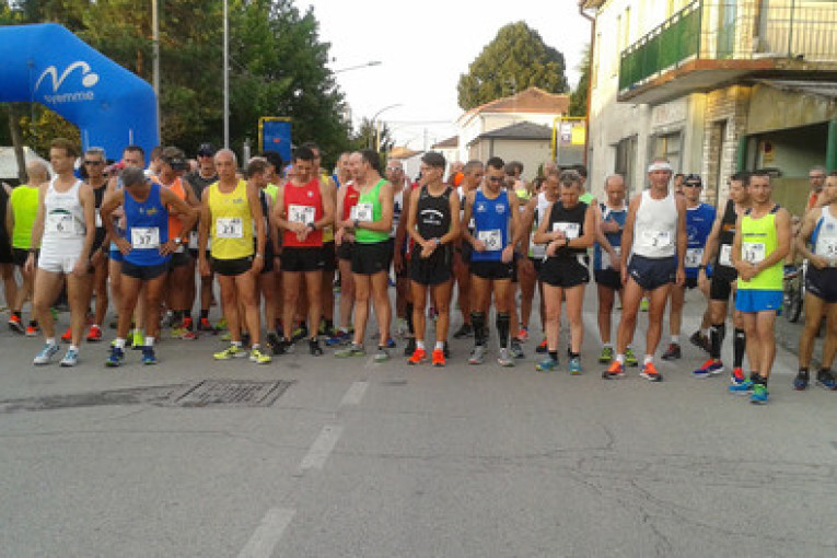 Sara Brusaferro vince la Marcia della Solidarietà di Buso