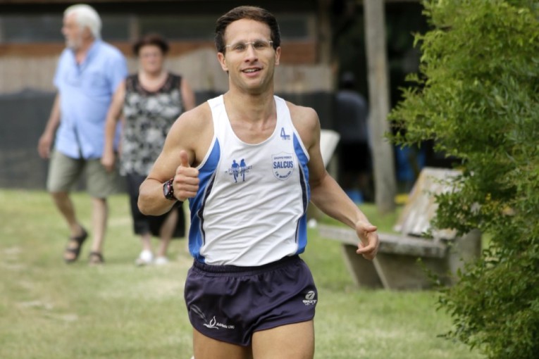 Piasentini primeggia alla camminata tra le valli